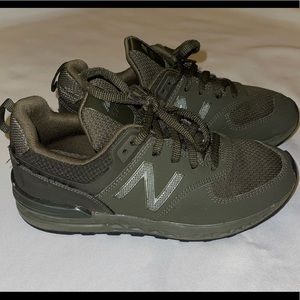 New Balance Size 3 Kids Army Fatigue Green